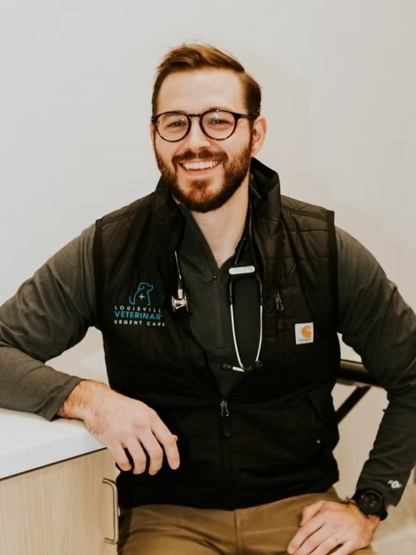 Dr. Tyler Pelfrey Dr. Tyler Pelfrey